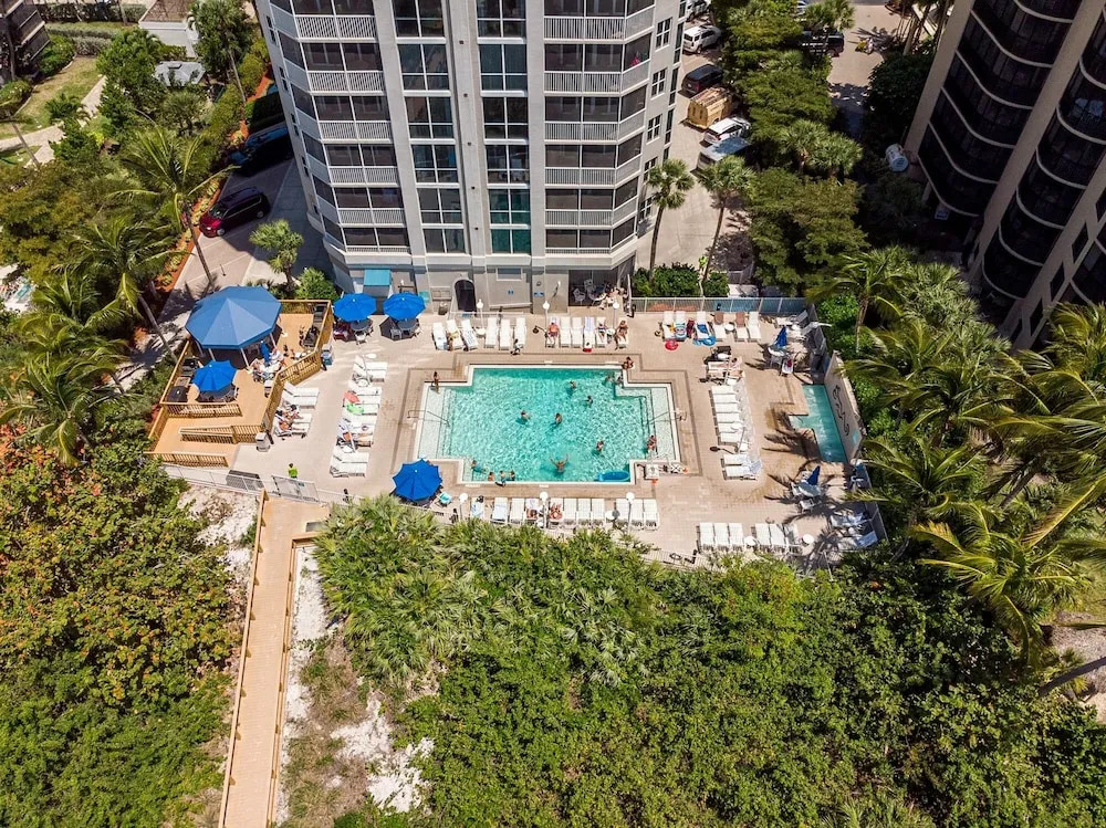 Immaculate Direct Gulf Front 3 Bedroom Condo - Gullwing 505 3 Condo by RedAwning