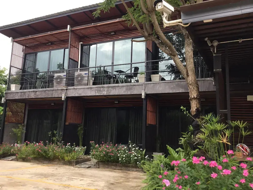 The Like Resort