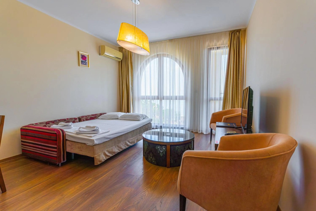 Apart Hotel Golden Line