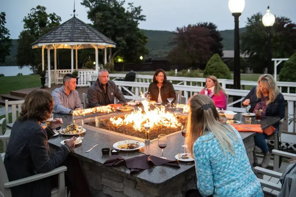 Fort William Henry Hotel