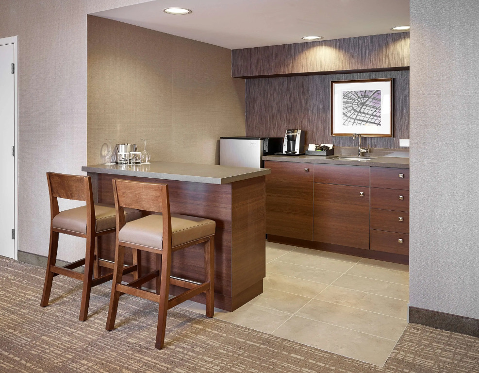 DoubleTree by Hilton West Edmonton