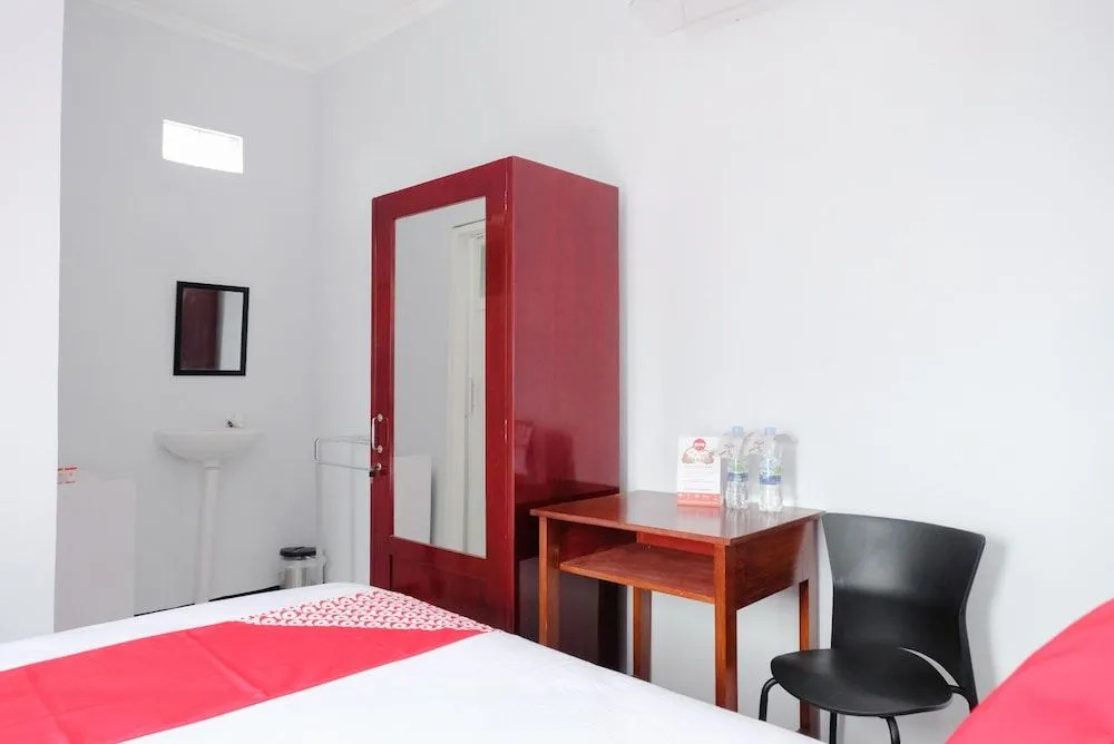OYO 437 Hnr Homestay Syariah