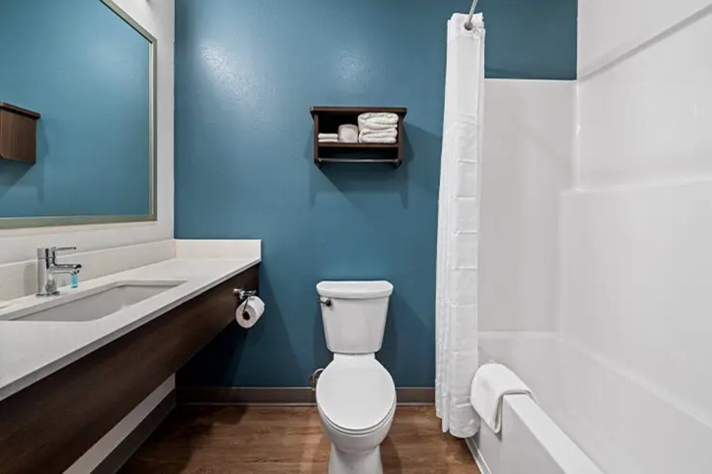 Woodspring Suites Loves Park Rockford