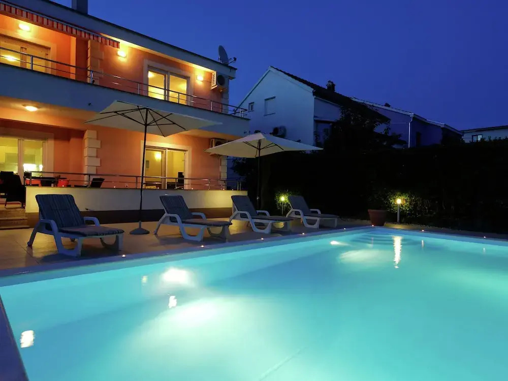 Apartment Azzini Violeta