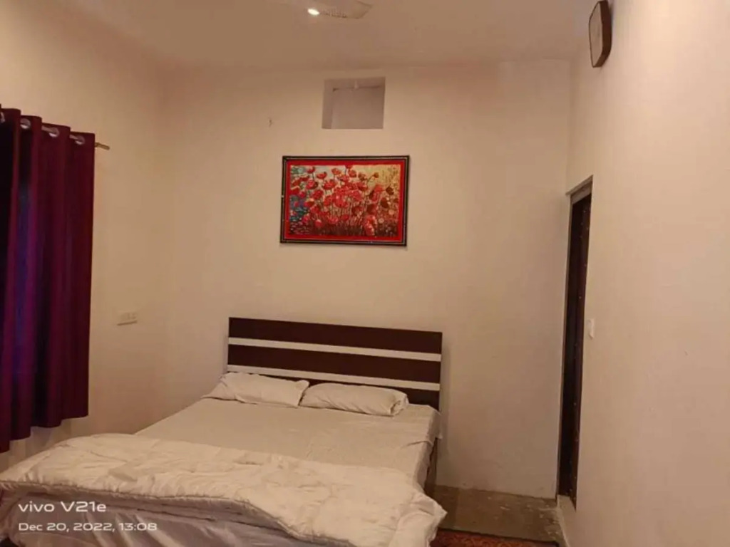 POP HOME 80621H Riddhi Resort & Home Stay