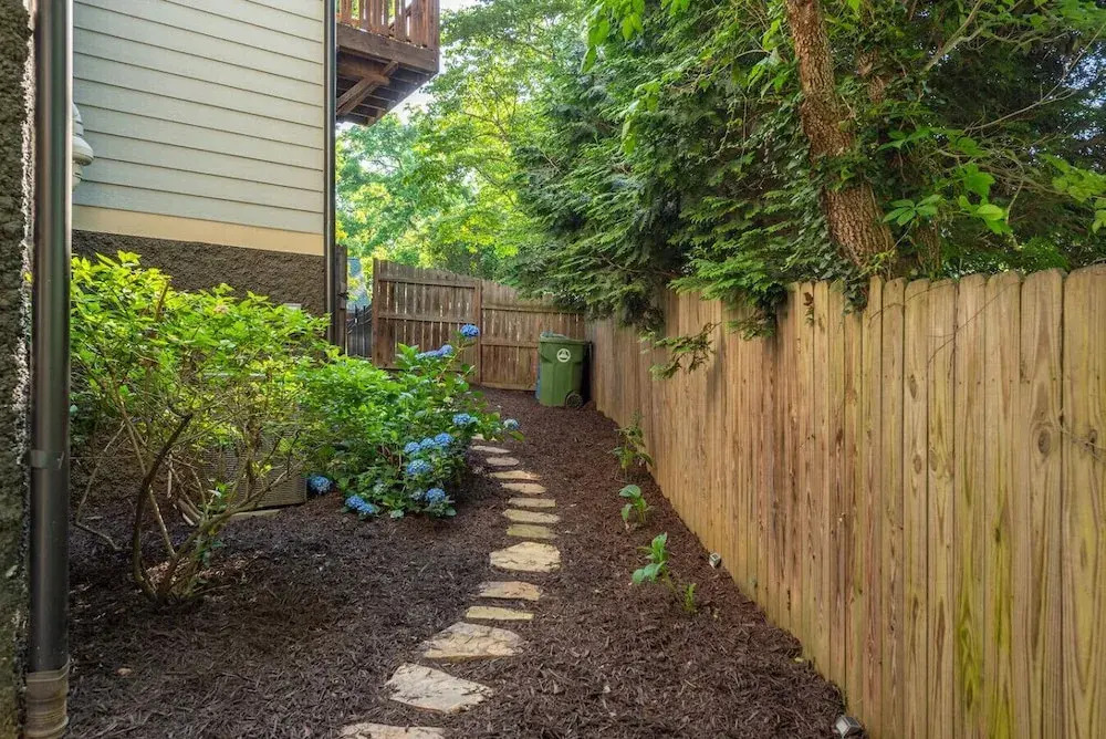 Pet Friendly Studio Near Biltmore w Espresso bar