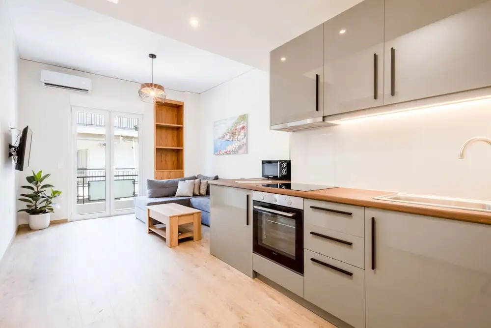 Spacious 3-bedroom Dual Apartment in City Centre