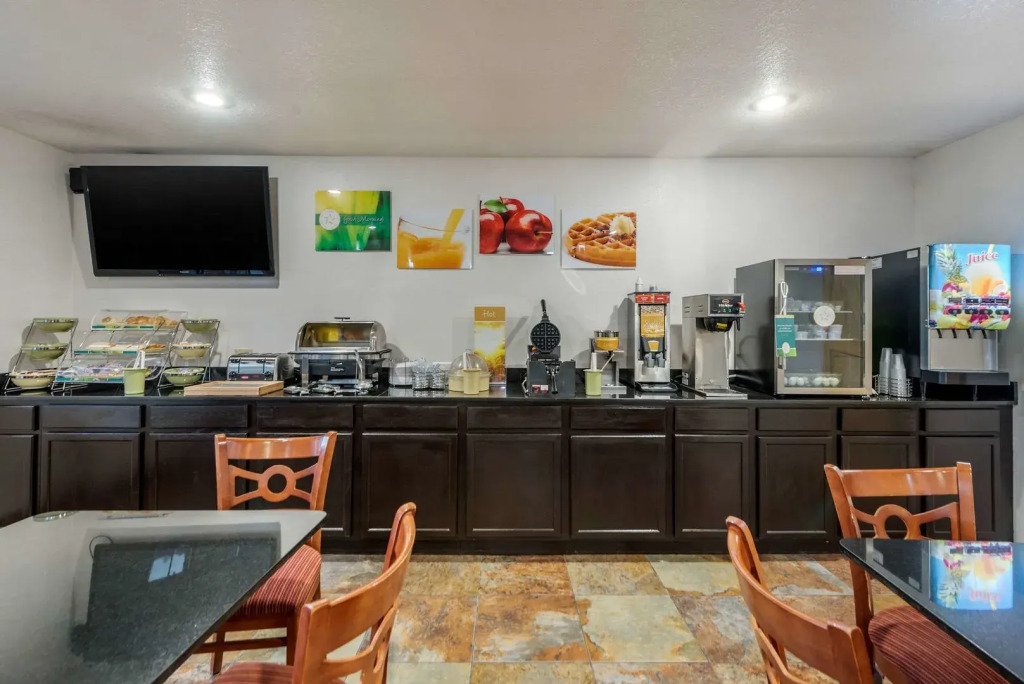 Quality Inn & Suites South Fork - Wolf Creek