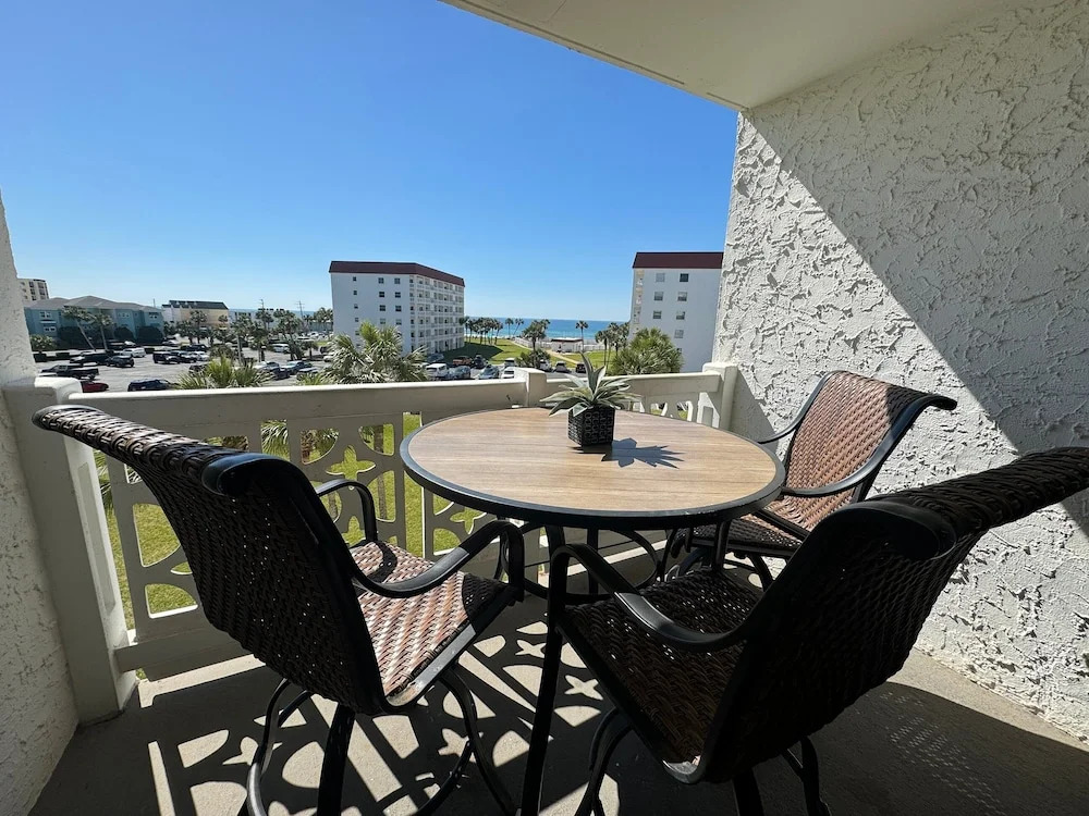 243 El Matador 2 Bedroom Condo by RedAwning