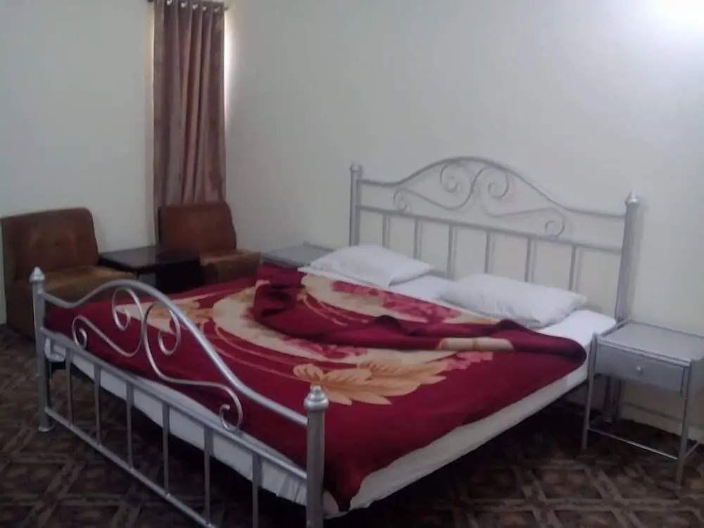 Libra Family Guest House