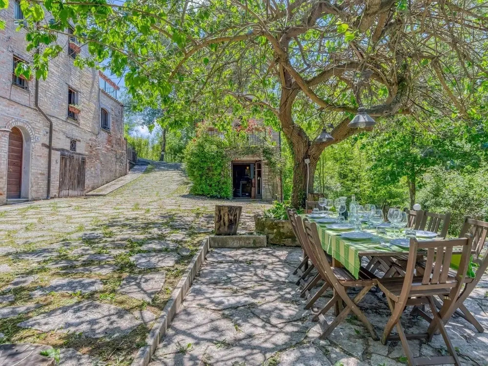 Lovely Holiday Home in Santa Vittoria In Matenano With Pool