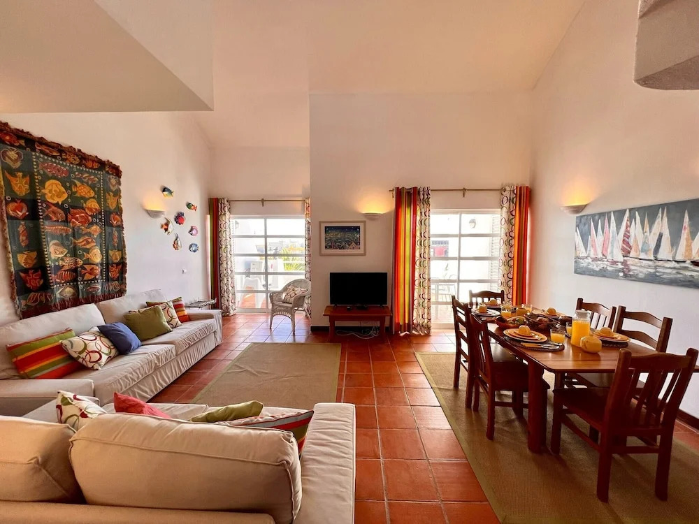 Vilamoura Club Villa 3 With Pool by Homing