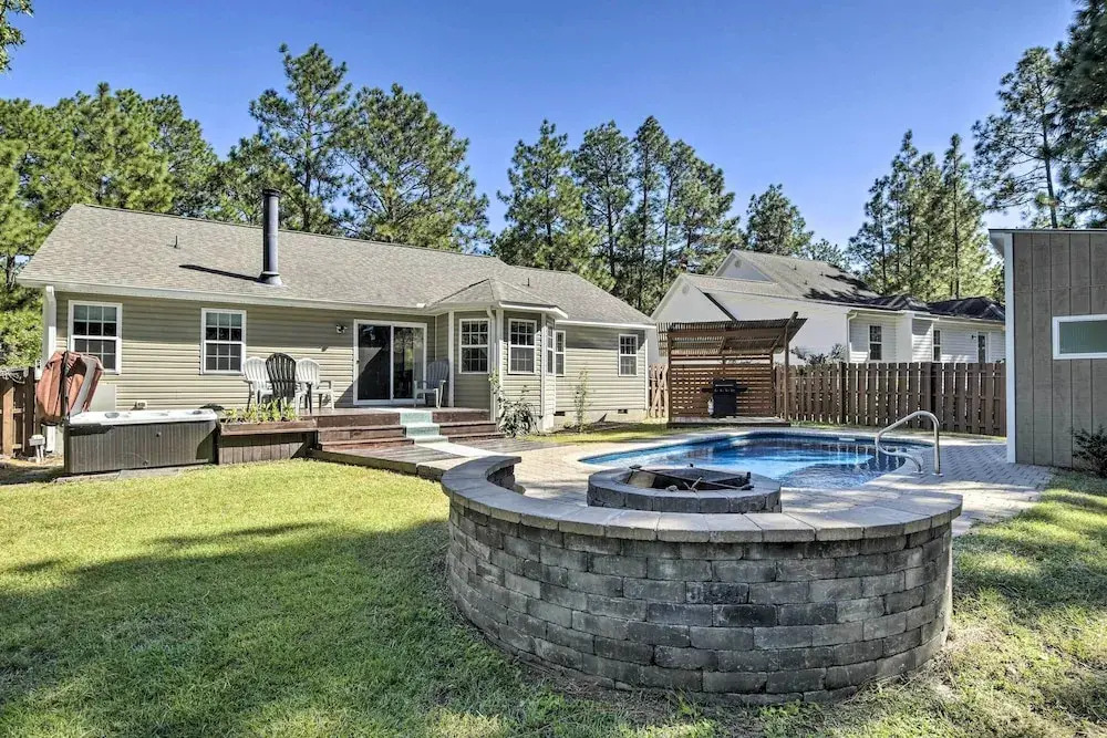 Idyllic Pinehurst Home, Near Golf Course!