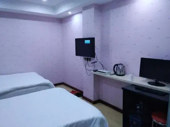 Huangshi Menghao Fashion Hotel