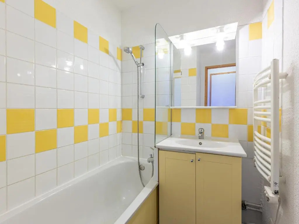 Appartement La Plagne, 2 pièces, 6 personnes - FR-1-353-72