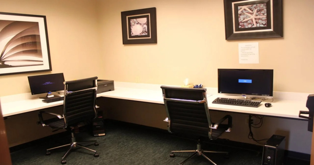 Candlewood Suites Tulsa