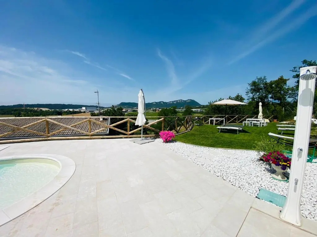 Villa Poggio Ulivo Pool-Apartments