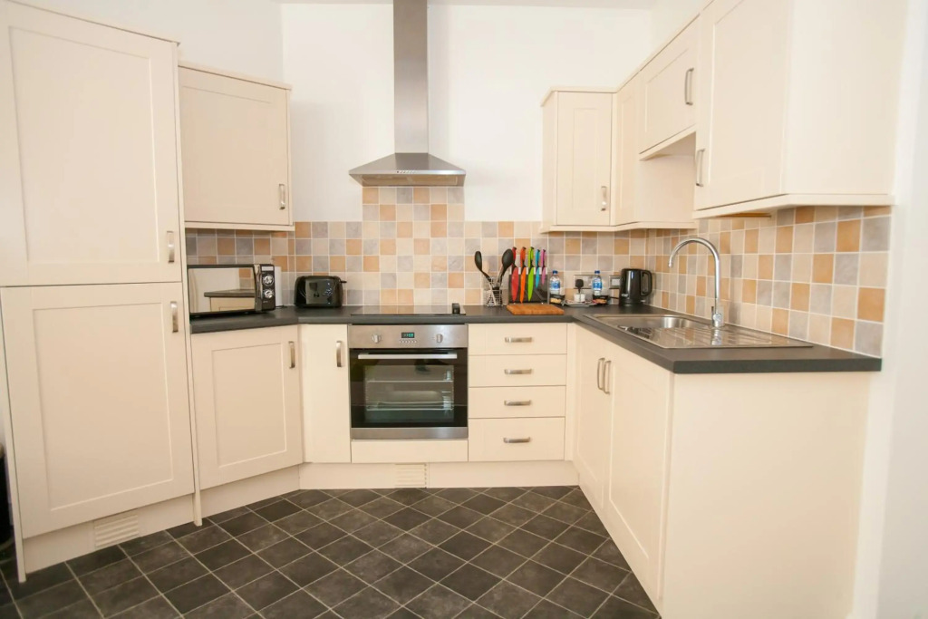 Hamilton Grace, 1, 2 or 3 bed, Parking SN1