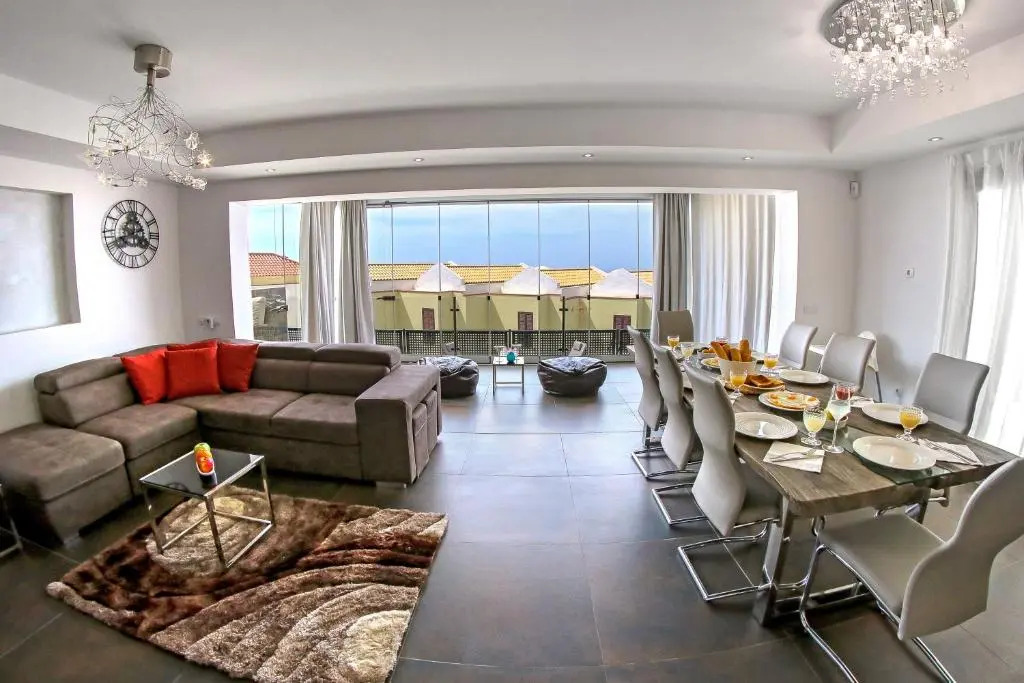 Villa Nela