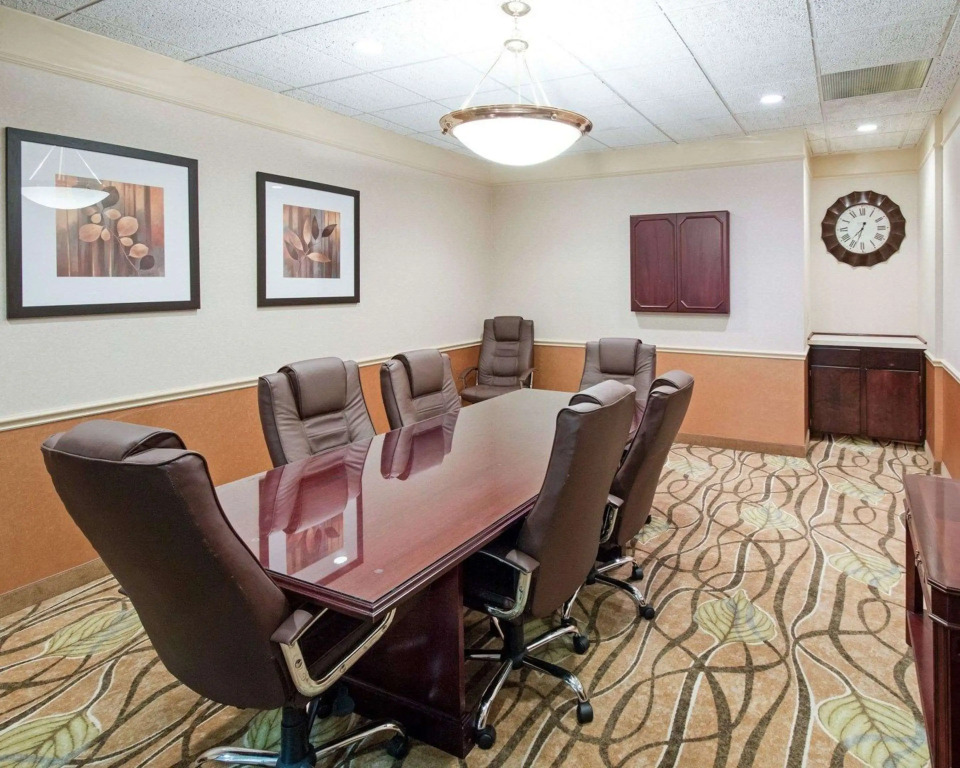 Comfort Suites Parkersburg South