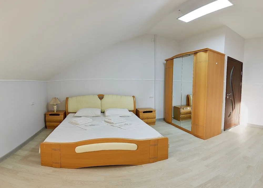 Luys Hostel & Tours