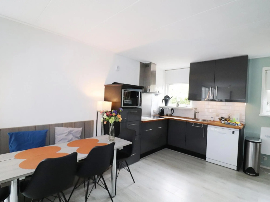 Holiday Home in Grou With Bubble Bath