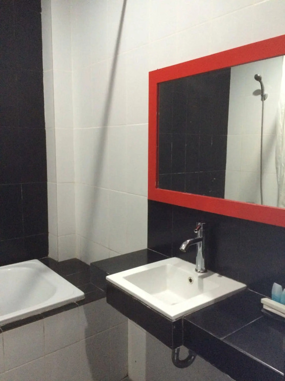 Budhi Hotel