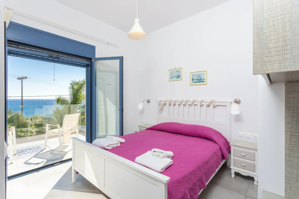 Villa Seahorse Large Private Pool Walk to Beach Sea Views A C Wifi Eco-friendly - 2639