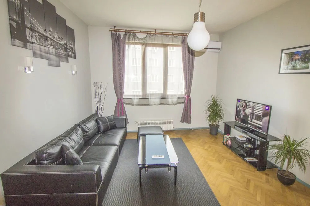 Popa Apartment