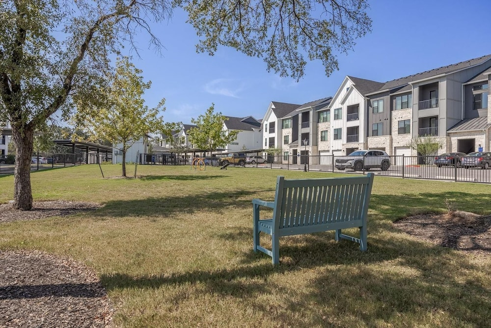 Landing Furnished Apartments - Salado