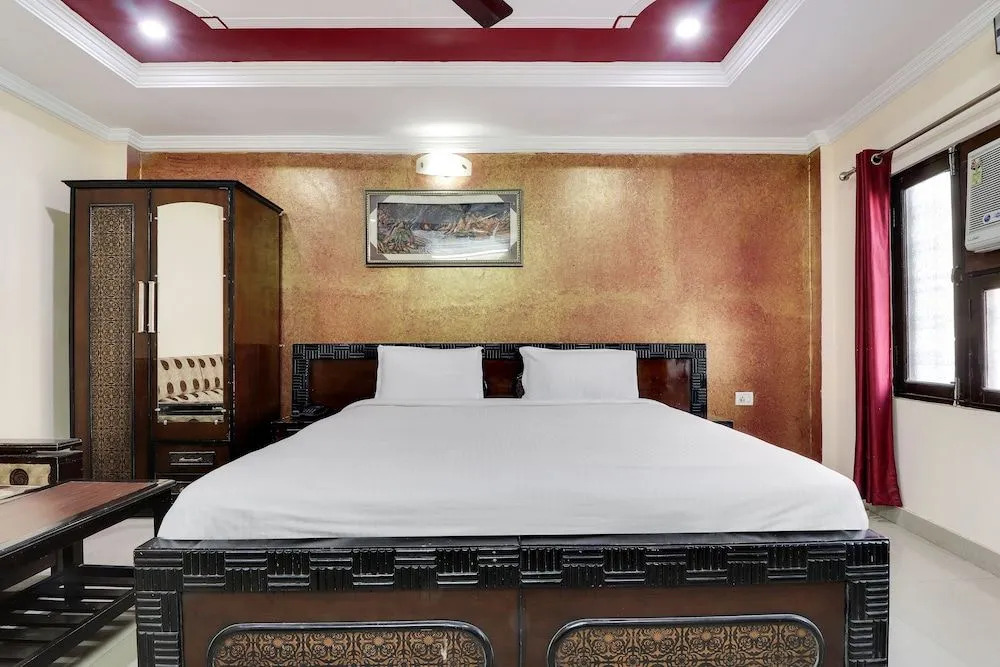 SPOT ON 38567 Hotel Aryan