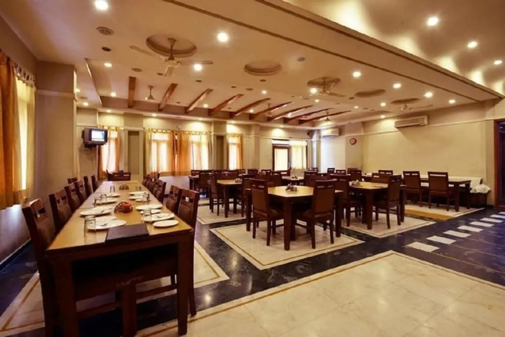 Hotel Shrinathinn