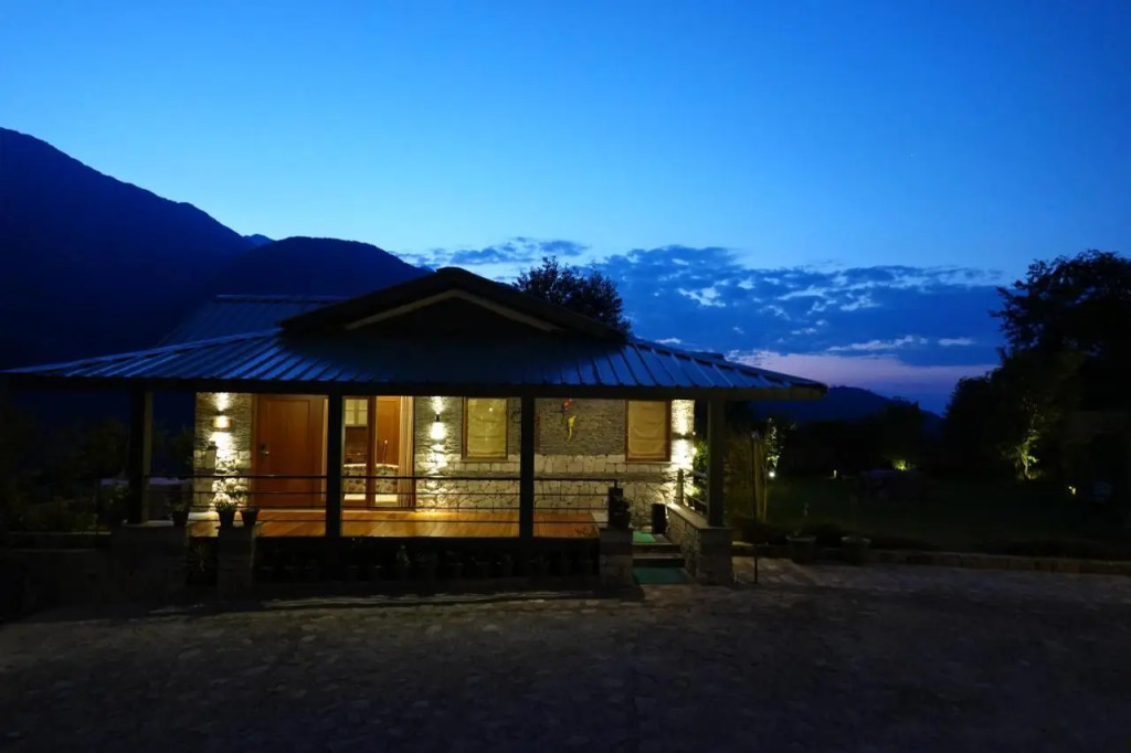 Araiya Palampur