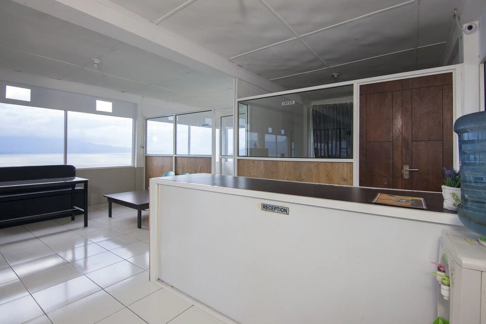 Gapura Hotel by OYO Rooms
