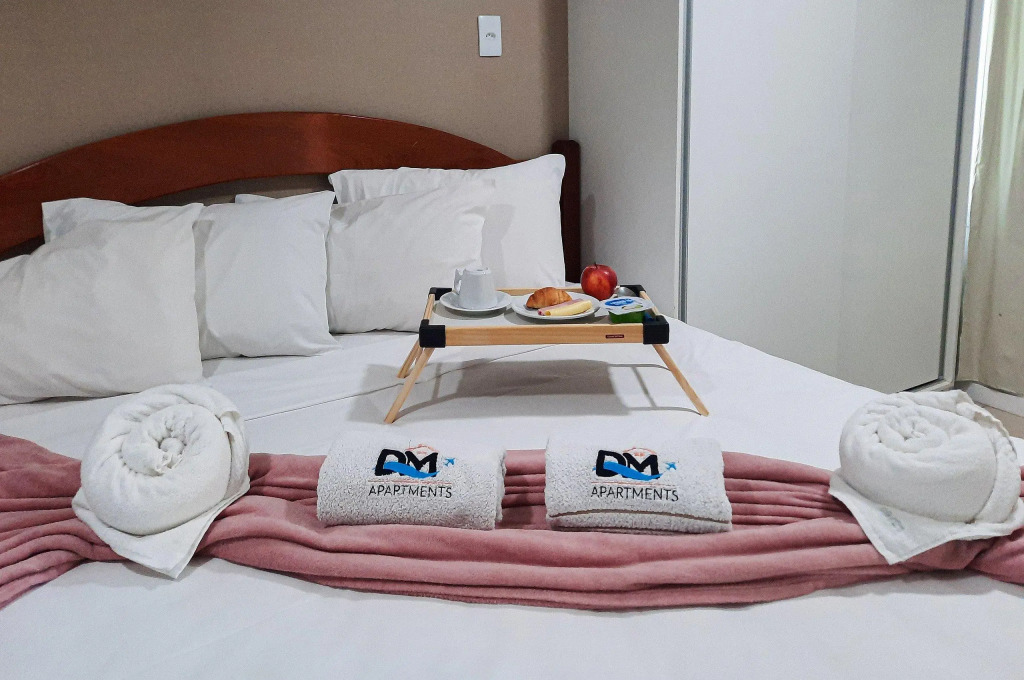 Cobertura Top 10 Pessoas Gourmet 4qts 50m Praia