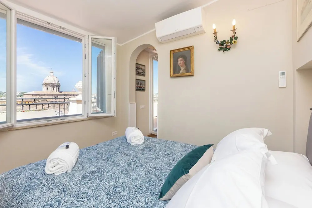 Rental in Rome Ceaser Penthouse