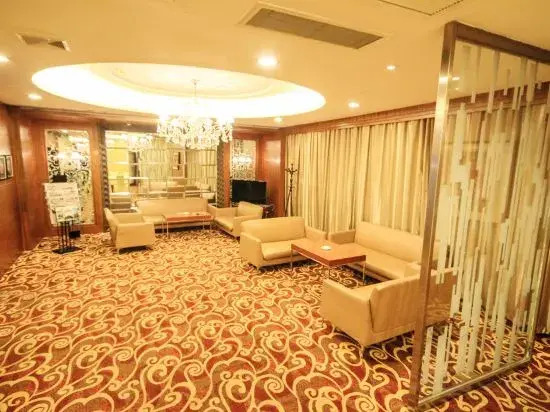 Gaoyou California Sunshine Hotel