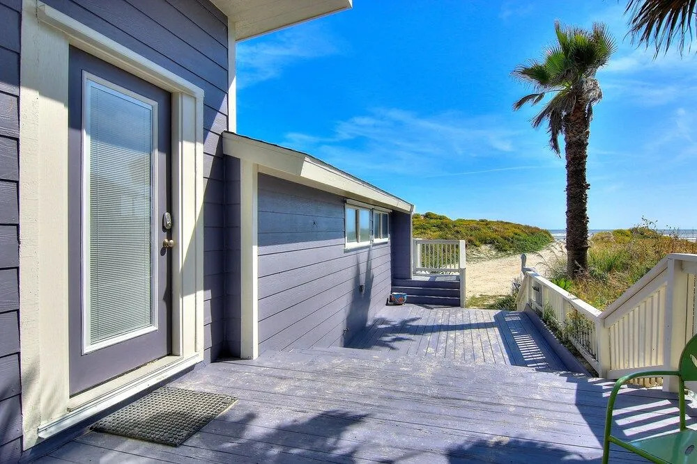 Beach Bungalow 3302 by RedAwning