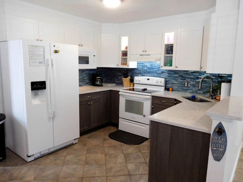 Aloha - Pet-friendly Fort Myers Beach Pool House