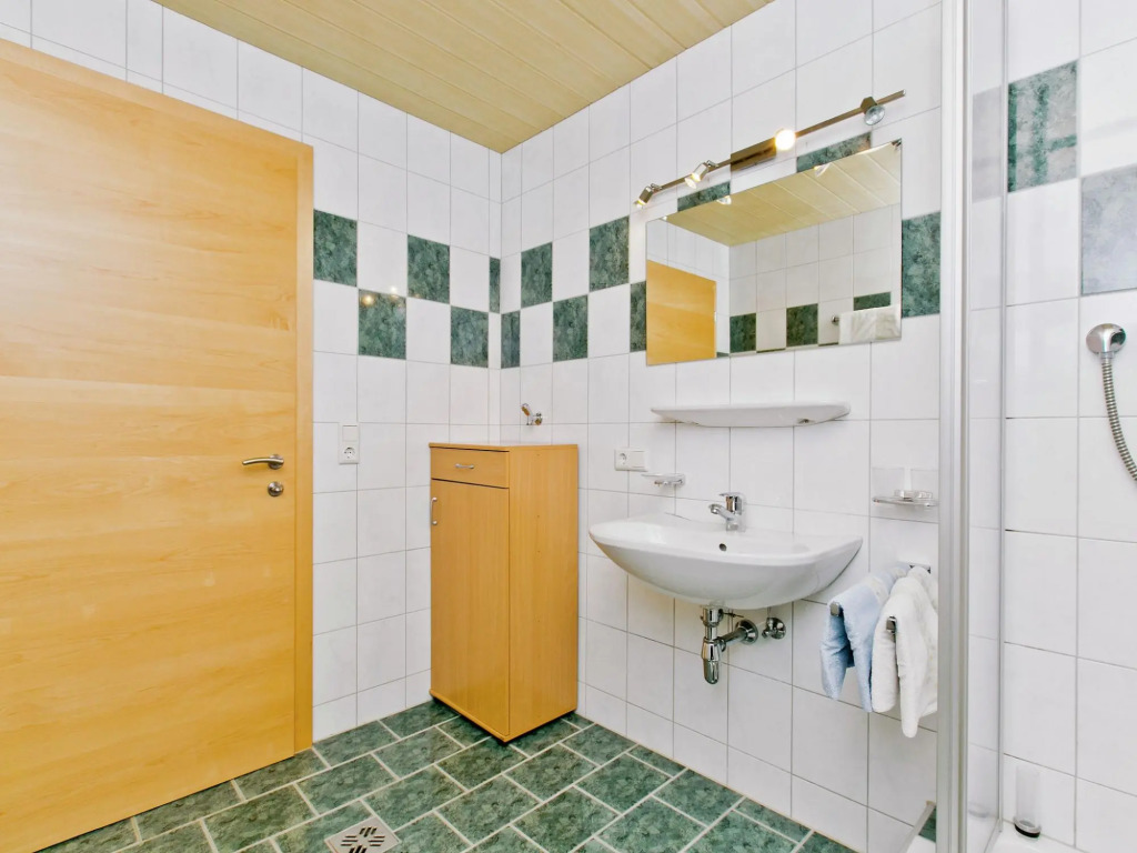 Apartment in Strengen near Ski Bus