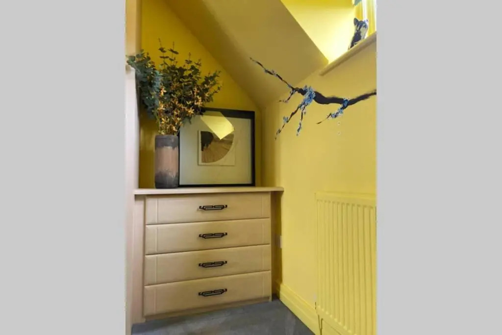Hip & Stylish House, edge of The Cotswolds