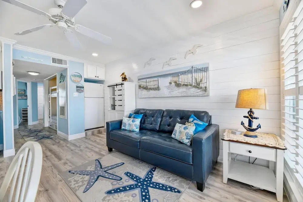 Seascape 1320 - Sea Turtle Nest