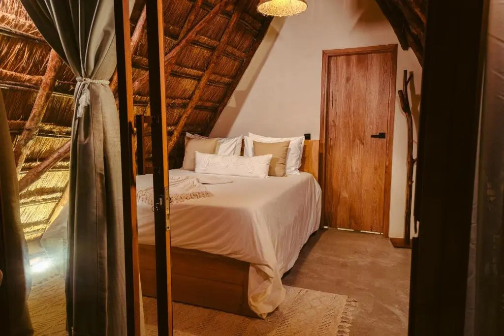 VelaNova Paradise - HotelRetreat
