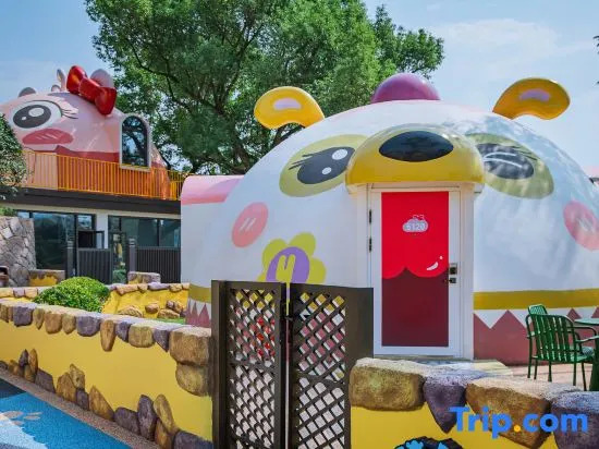 Fantasy Jialebi Theme Hotel