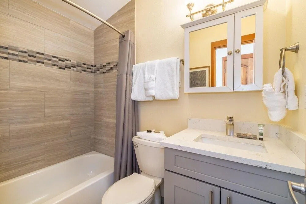 Tennis Townhome #1337 by Summit County Mountain Retreats