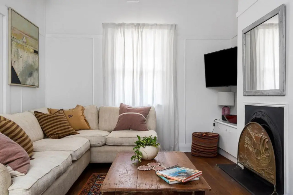 Gidgets House and Studio - sleeps up to 12 guests