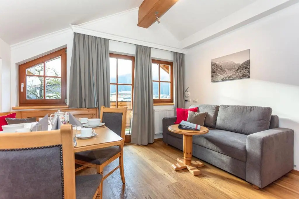 Feriengut Ottacherhof - Active Family Holiday in central Hollersbach