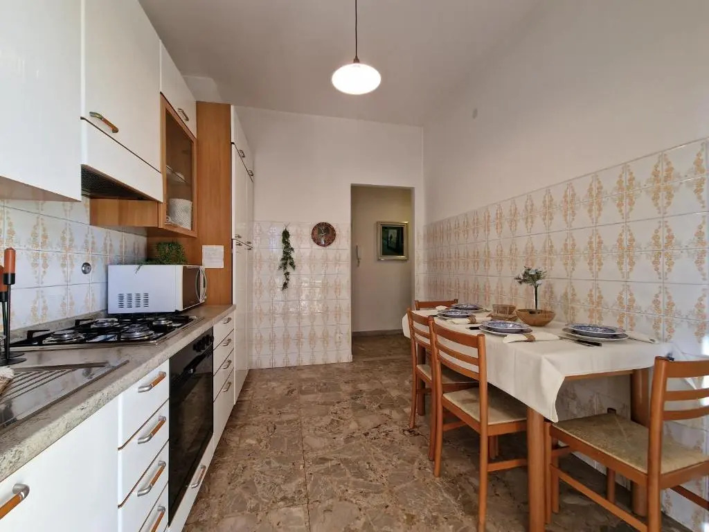 3 Locali - 600 metri dal Mare - Free Parking