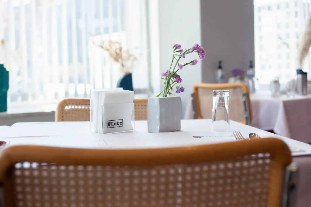 Abc Hotel