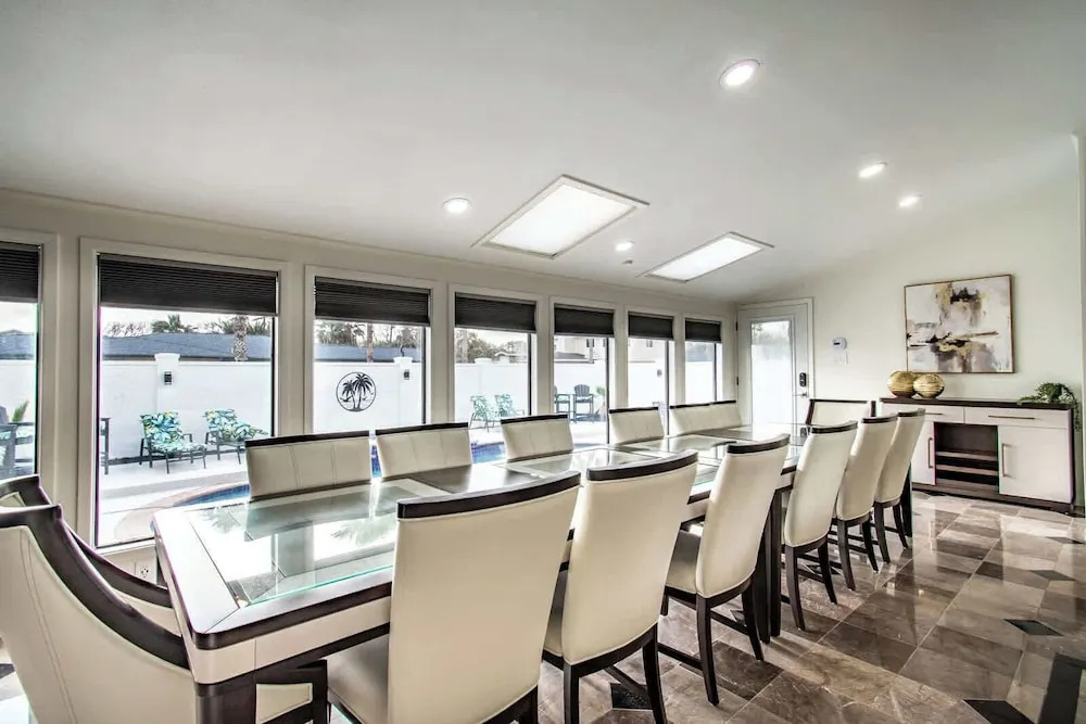 Coastal Paradise Beachfront House - Sleeps 26
